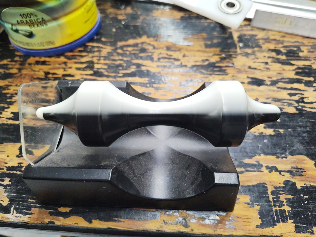 Floating magnet desk toy.